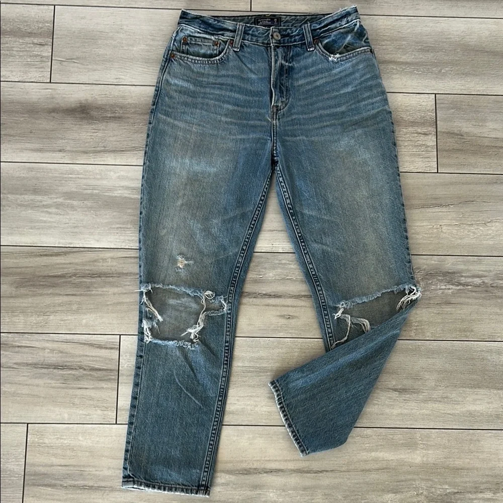 Abercrombie Annie Girlfriend jeans size 26
